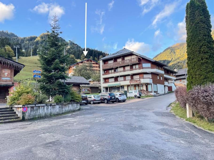 Apartment Le Snow Roc: Ski-in With Panoramic Terrace And Sauna *