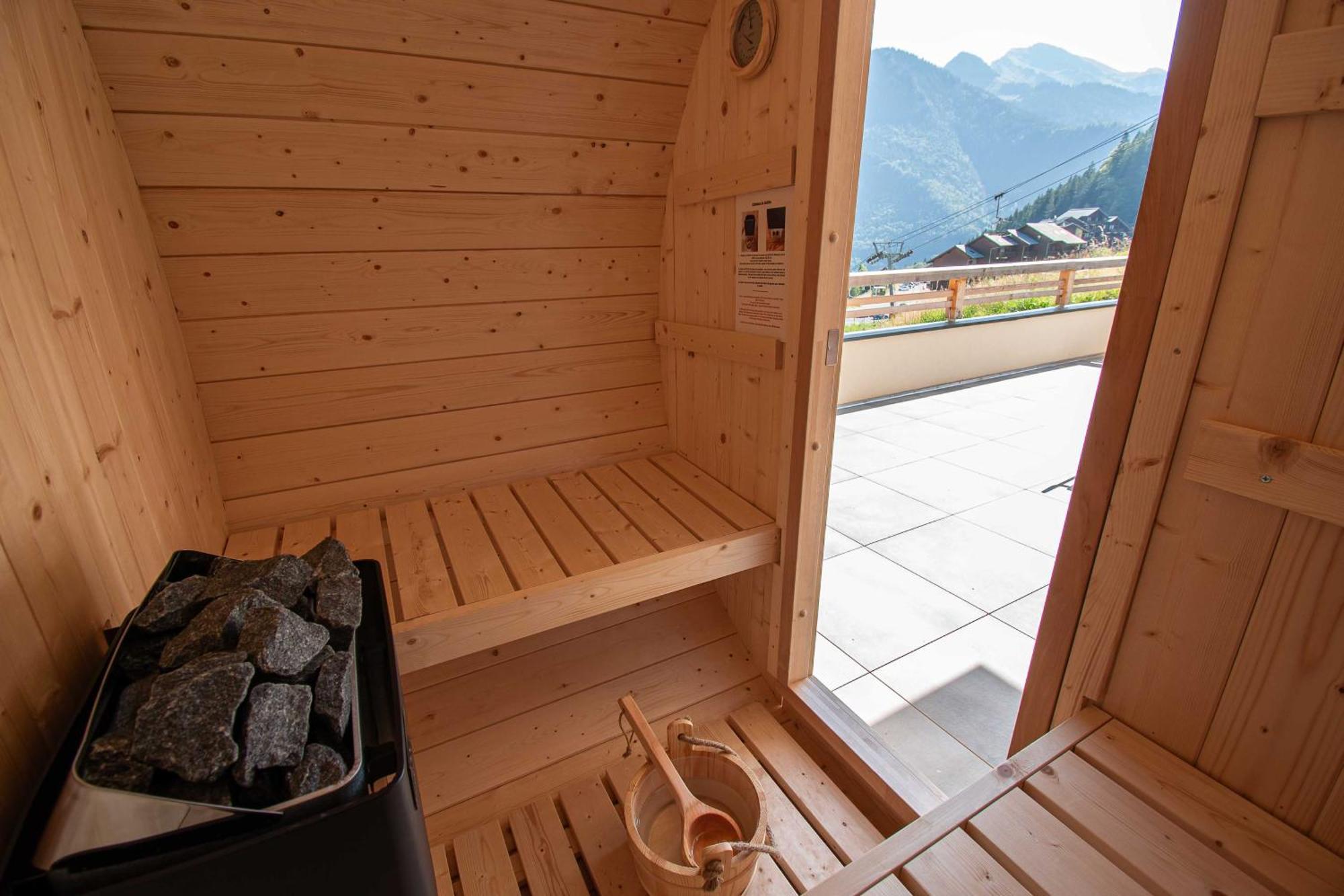 Apartment Dans Neuve Le Snow Roc Sur Les Pistes, Grand Cosy 5 Pers Avec Terrasse Panoramique, Sauna, Wifi